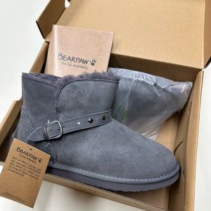 New Bearpaw women’s grey boots 10 M
